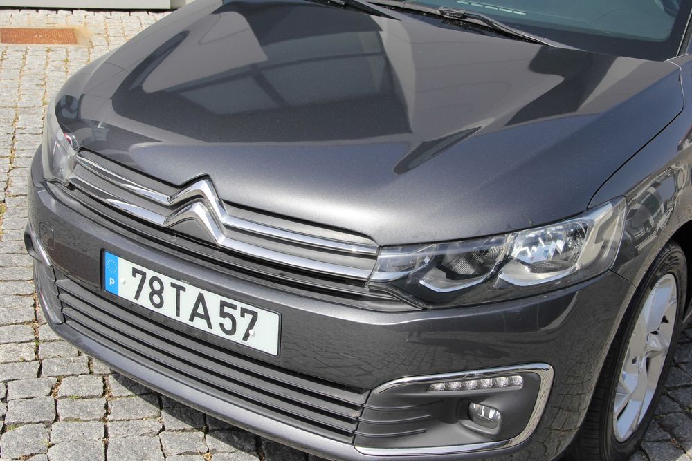 Citroën C-Elysée 1.2 PureTech Shine - Desde 83€/mês