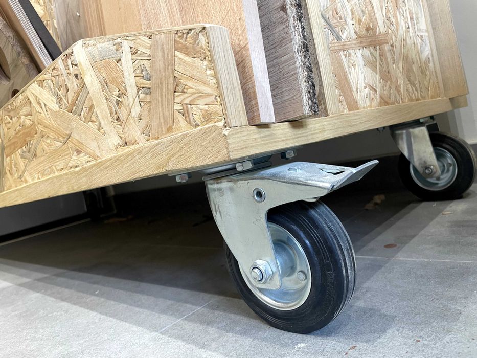 Wózek na drewno / mobilny magazyn drewna / lumber cart