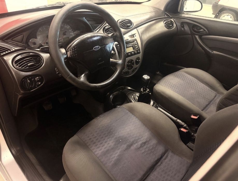 Vende rapido forde focus ano 2000
