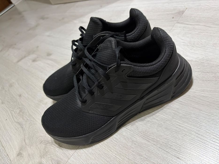 Buty adidas r. 44
