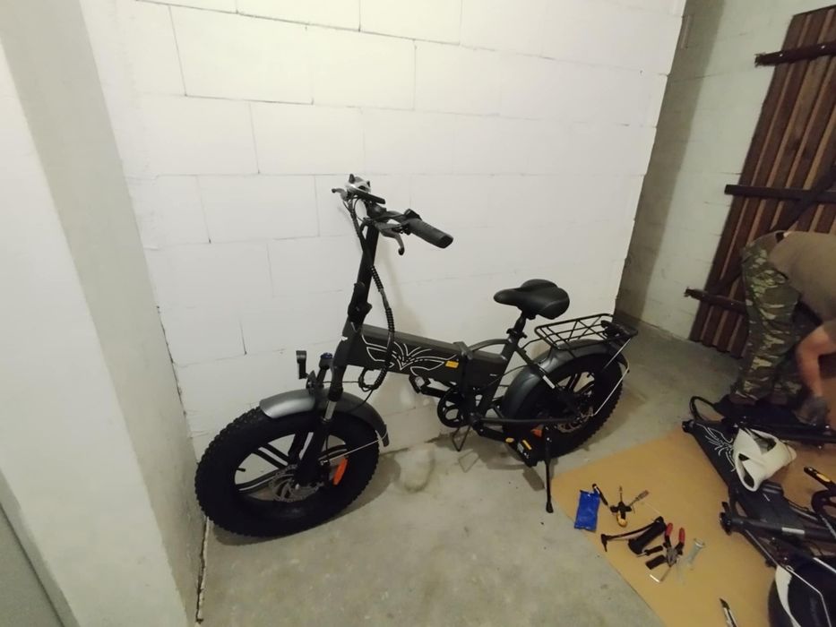 Rower elektryczny składany