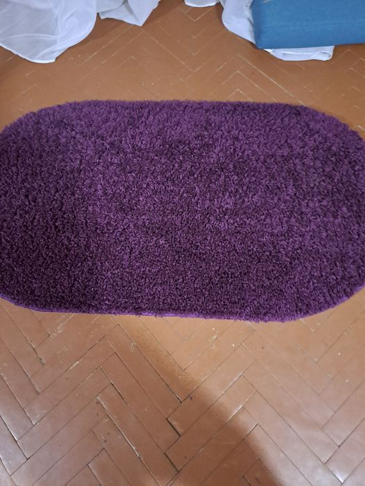 Продам коврик овальный