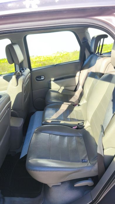 Renault Scenic 1.5dCi - 7 lugares