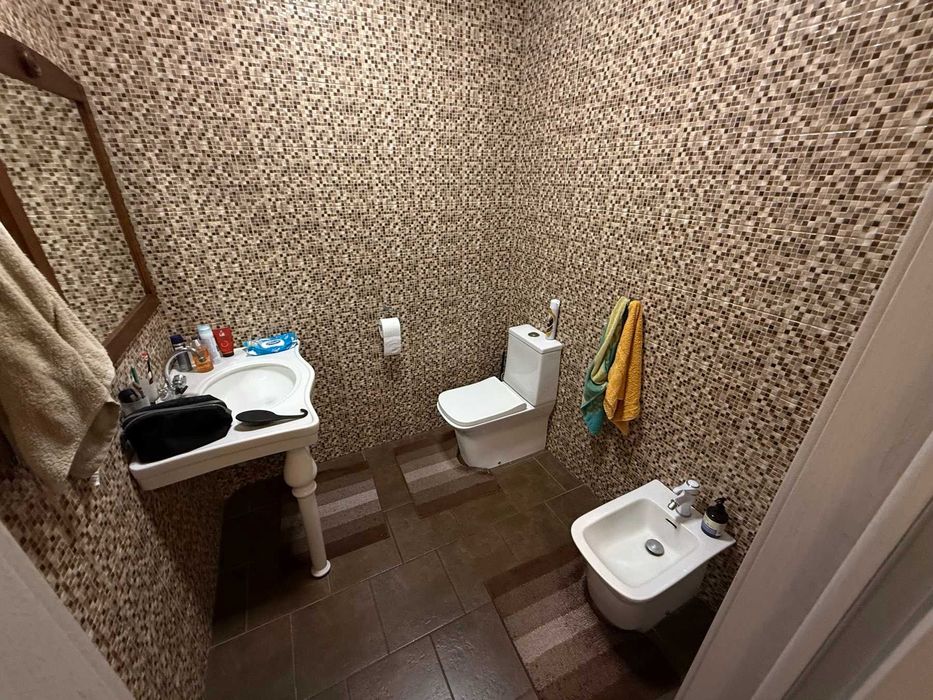 Будинок 203 м2 з євроремонтом. Супер ціна. 25 соток. Сад. Тераса