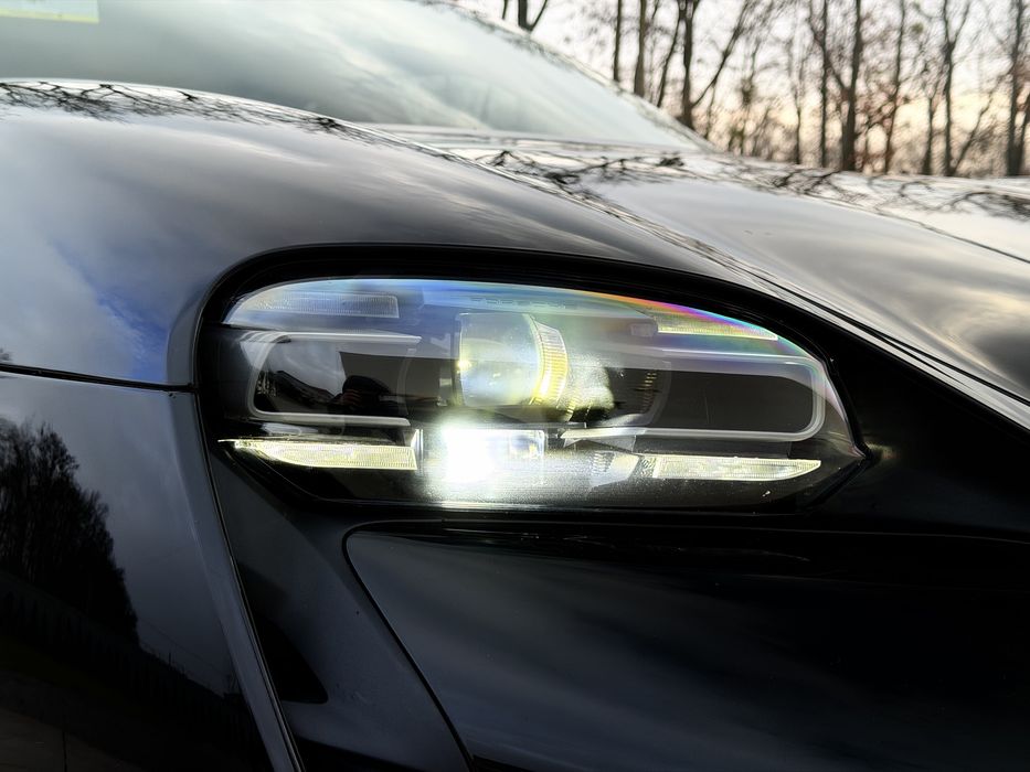 Porsche Taycan 4S ідеальний стан, максимальна комплектація.
