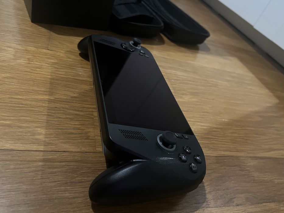 Rog Xbox Ally X imaculado com fatura e garantia Z2 AI EXTREME, 1TB, 24GB RAM, com extra