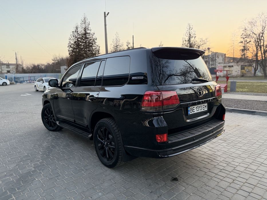 Продам ленд крузер  200