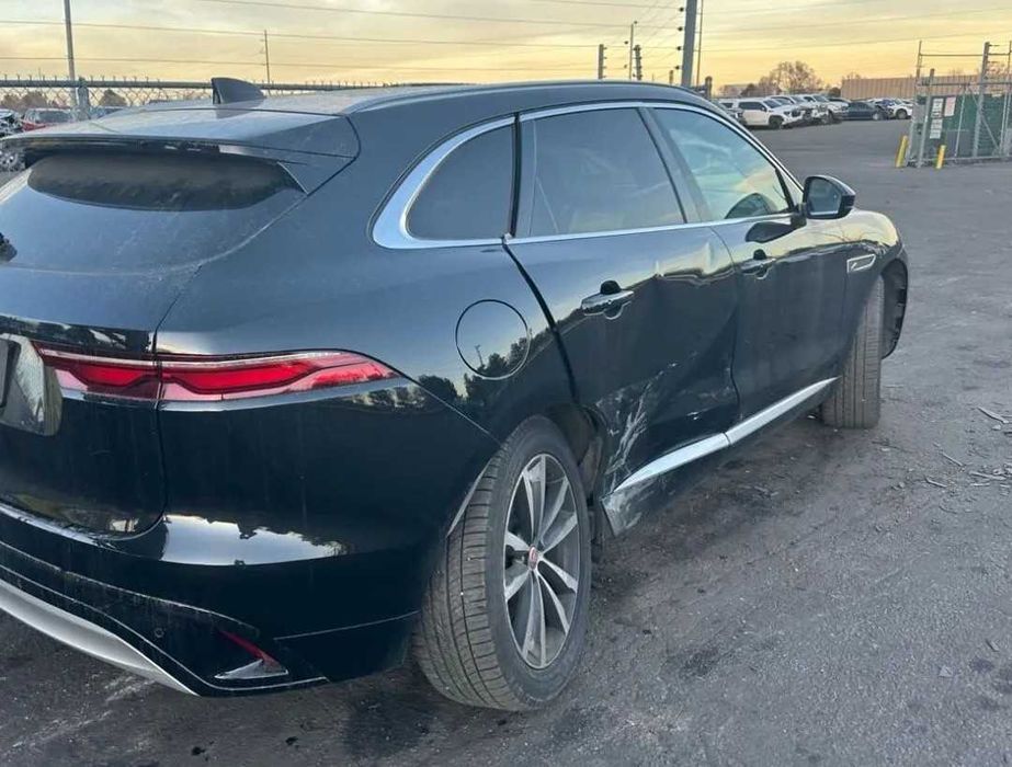 Jaguar F-Pace 2022-23