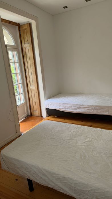 Quarto partilhado marques pombal