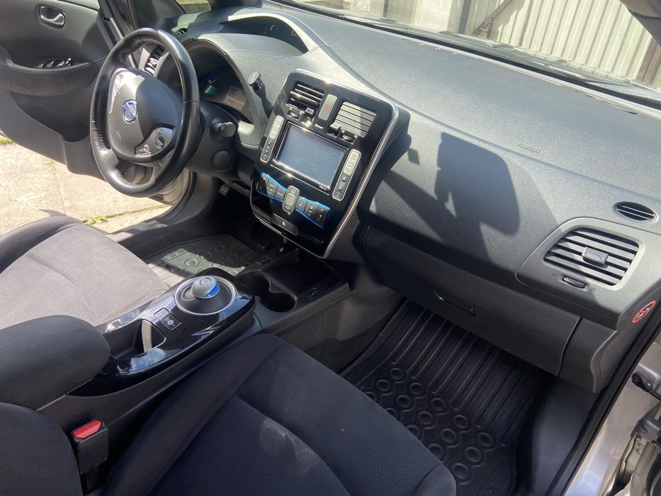 Оренда електроавтомобіля можливо під таксі