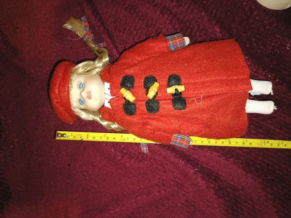 Boneca de porcelana Vintage