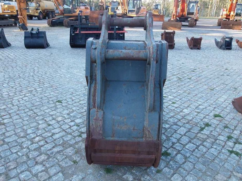 Balde Escavadora Ø 80 / 950 / 30-34 t