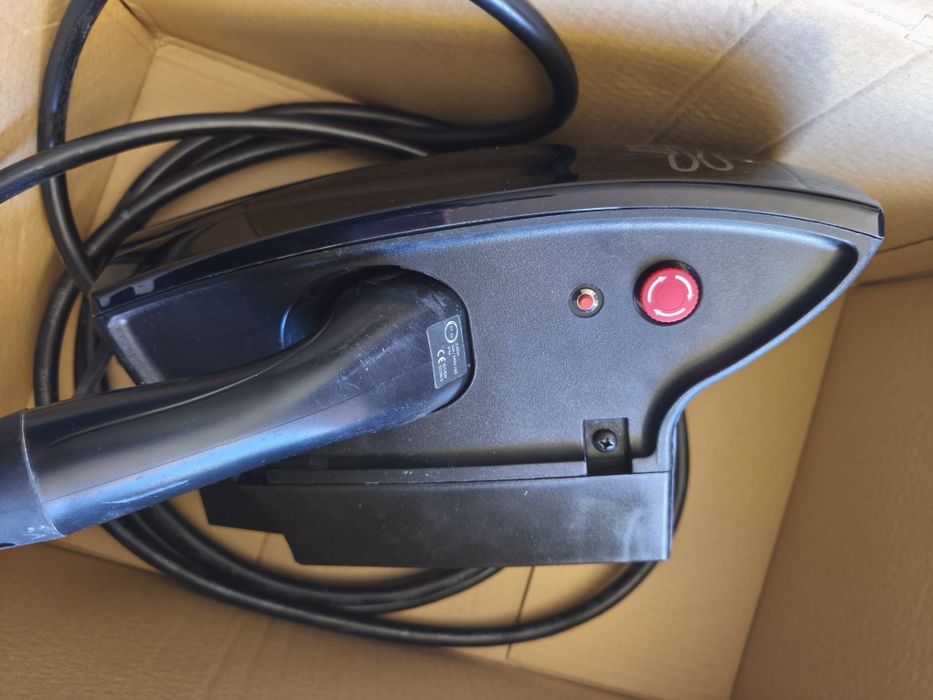 Carregador elétrico para automóveis