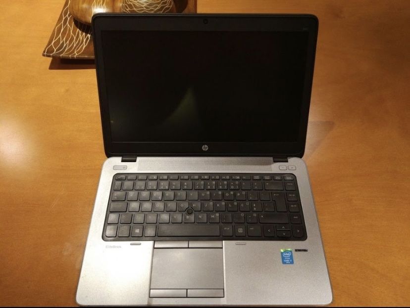 HP 840 i7, 128 GB SSD, 8 GB RAM, Black, with Fingerprint Reader and Charger64297745080449120