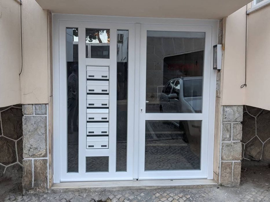 Janelas e Portas em PVC