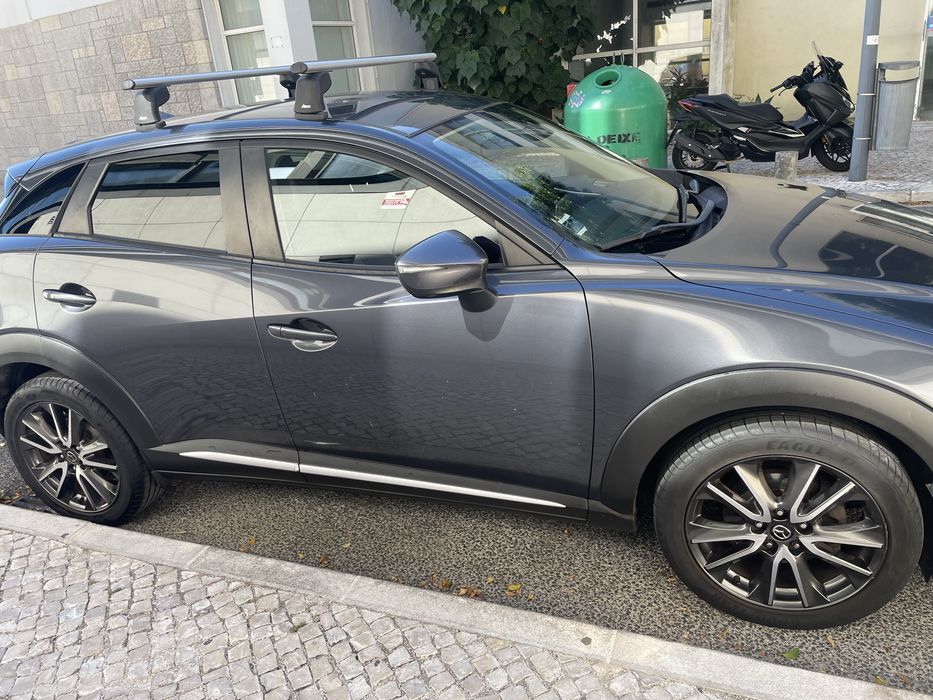 Vendo Mazda CX3, cor cinza, 108.400km, 105 CV, manutenções feitas na marca, 1500cc, Diesel, AC, GPS, camara traseira. Bom estado. — photo 4