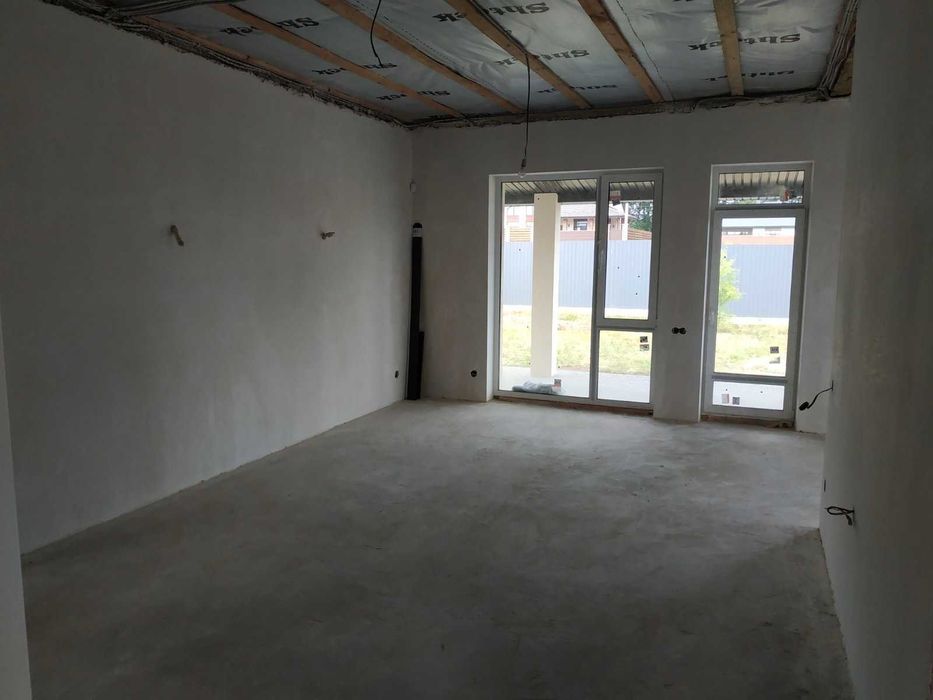 Будинок з максимальним наповненням для ремонту біля Києва!