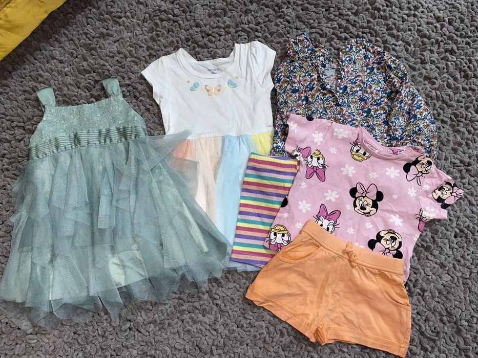 Лот літнього одягу