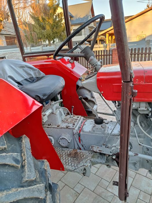 Sprzedam ciągnik Ursus C-330