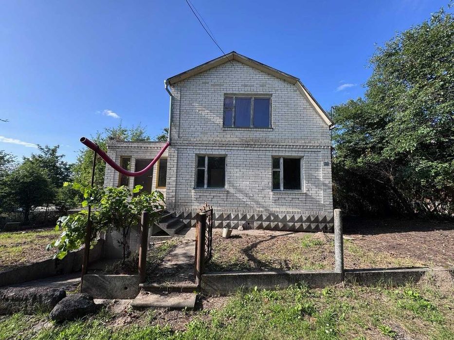 Продам добротний будинок (дачу) на Дубово