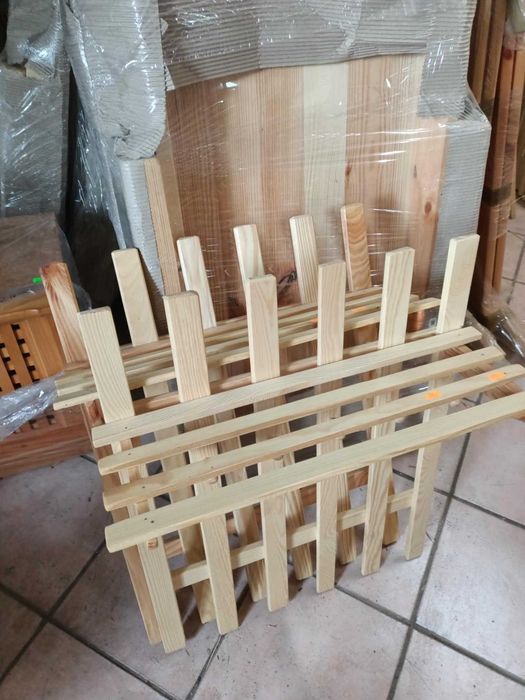 Producent Wyroby z drewna deski kantówki balaski listwy sztachety