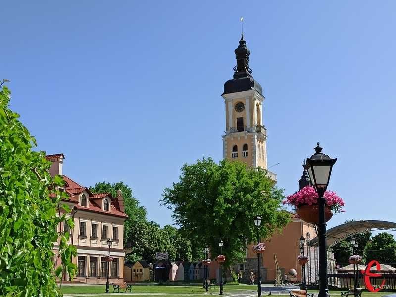 Екскурсія Гід екскурсовод Чернівці Хотин Кам'янець Бакота Кривче