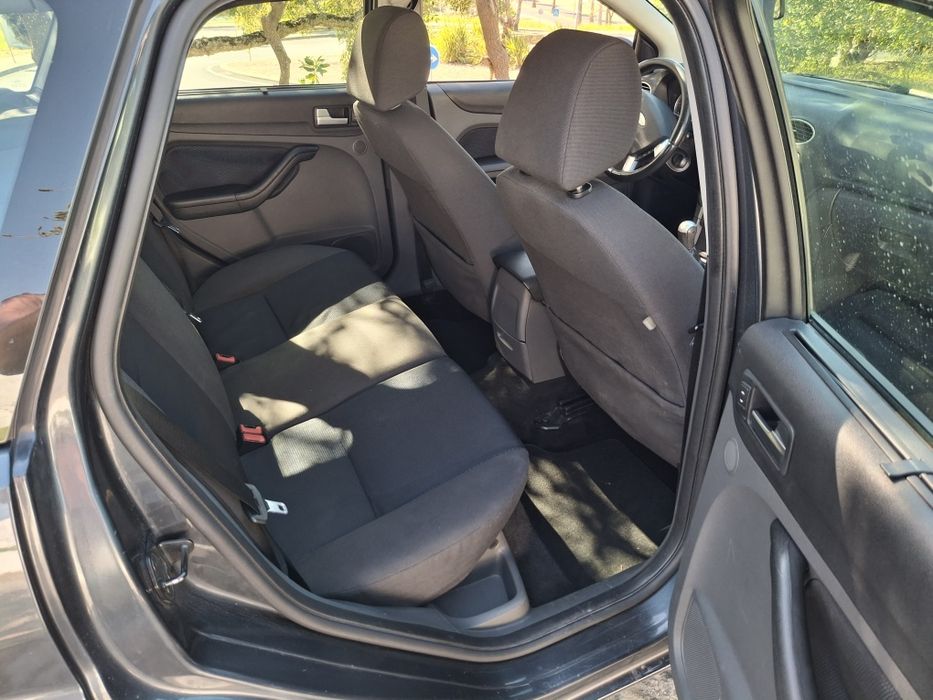 Ford Focus SW Versão Titanium