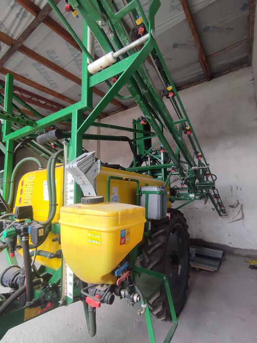 Opryskiwacz  Pilmet Plus 1618