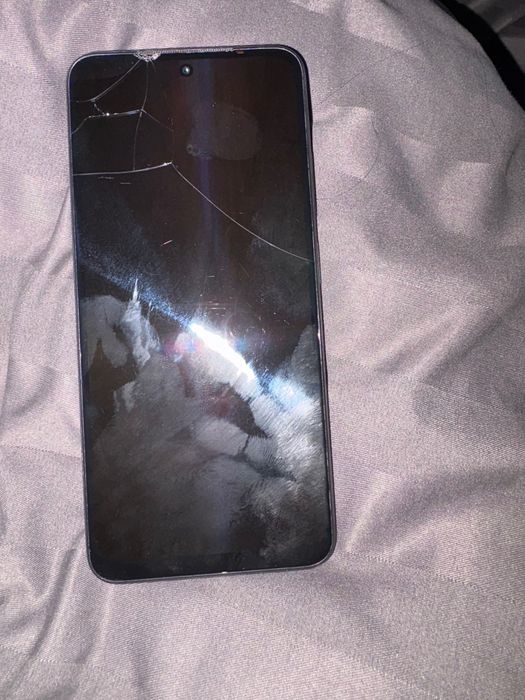 телефон Redmi Note 12s