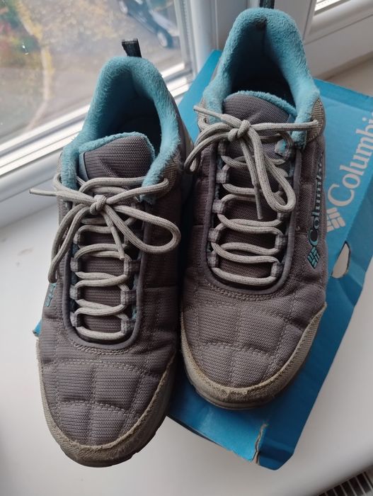 Зимові жіночі кросівки 39.5 коламбіа