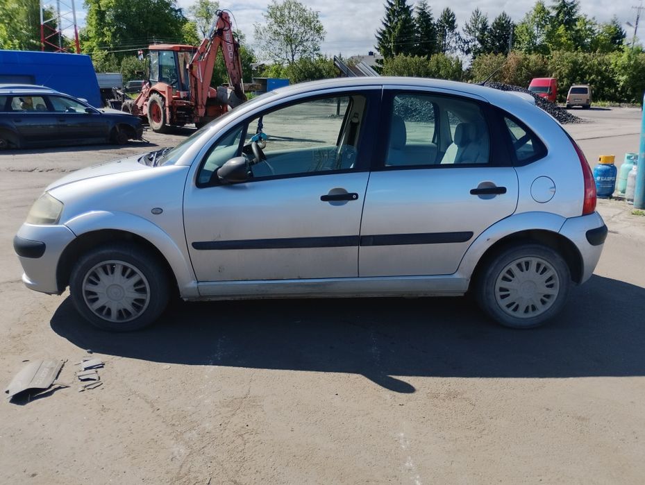 Citroen C3, 2003r, 1.1 - na części.