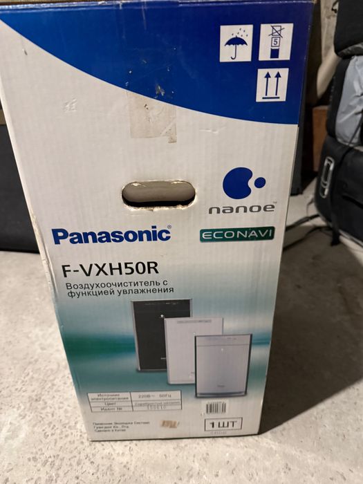 Panasonic F-VXH50R — очищувач та зволожувач повітря Nanoe / Econavi
