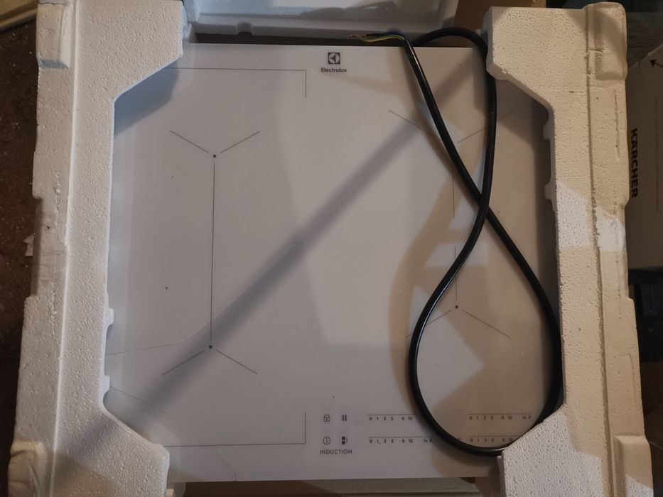 Płyta indukcyjna electrolux eIv63440bw