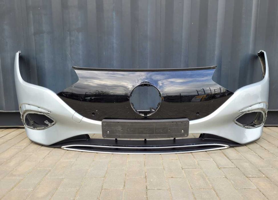 Mercedes-Benz EQE W295 Бампер передній