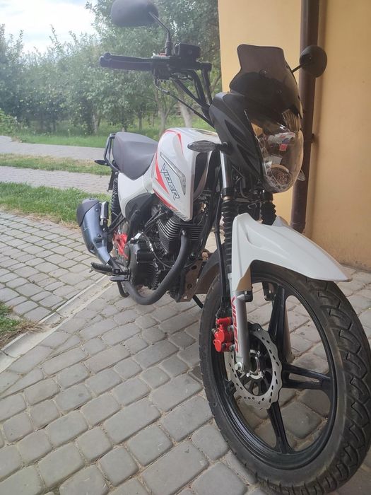 Мотоцикл Viper  стан нового