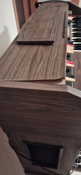 Órgão eletrónico GEM Wizard