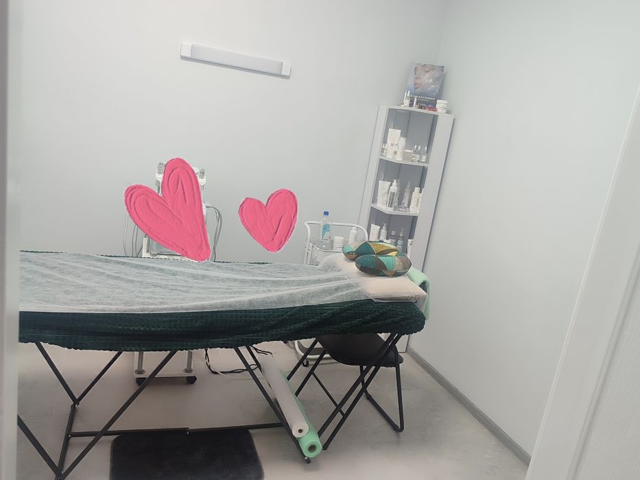 Кабінет в субаренду, розглянемо майстра по нарощуванню вій або пермане