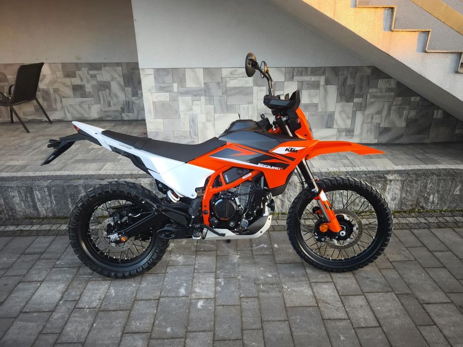 KTM