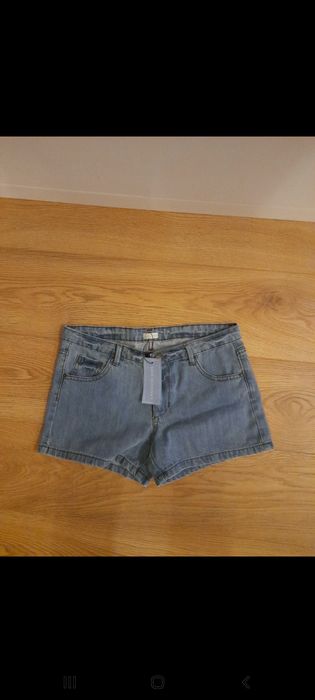 Calções  ganga criança  14 anos novos com etiqueta