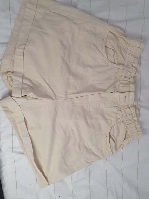 Calções bege H&M