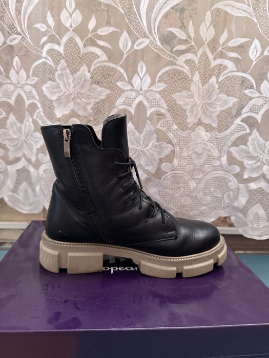 Зимові черевики, шкіряні, хутрові