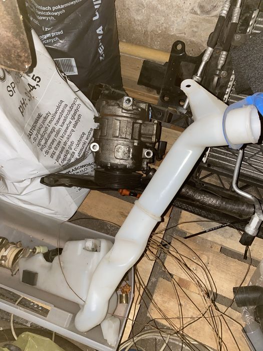 Kompletne Fotele i częsci VW Polo 9N