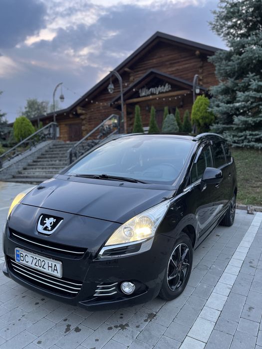 Exlusive Pegout 5008 2010