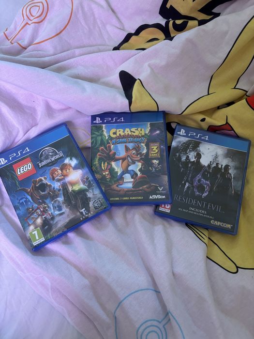 gry na ps4 simsy w pudelku od crash bandicoot