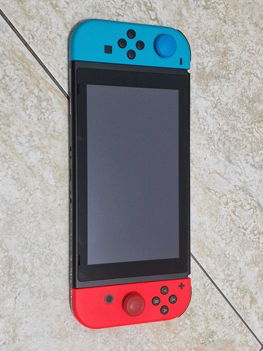 Nintendo Switch com jogos e acessórios
