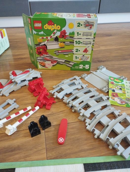 Klocki LEGO Duplo 10882 Tory kolejowe