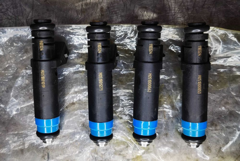 Oryginalne wtryskiwacze siemens deka 875cc