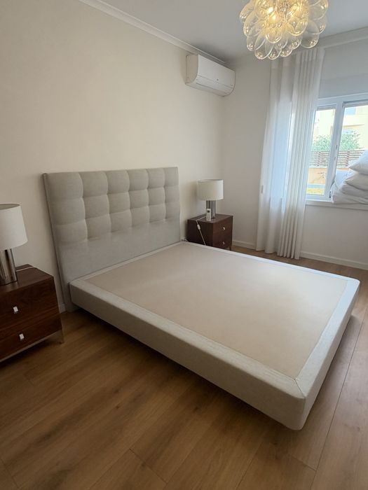 Cama de casal com colchao Molaflex Natura