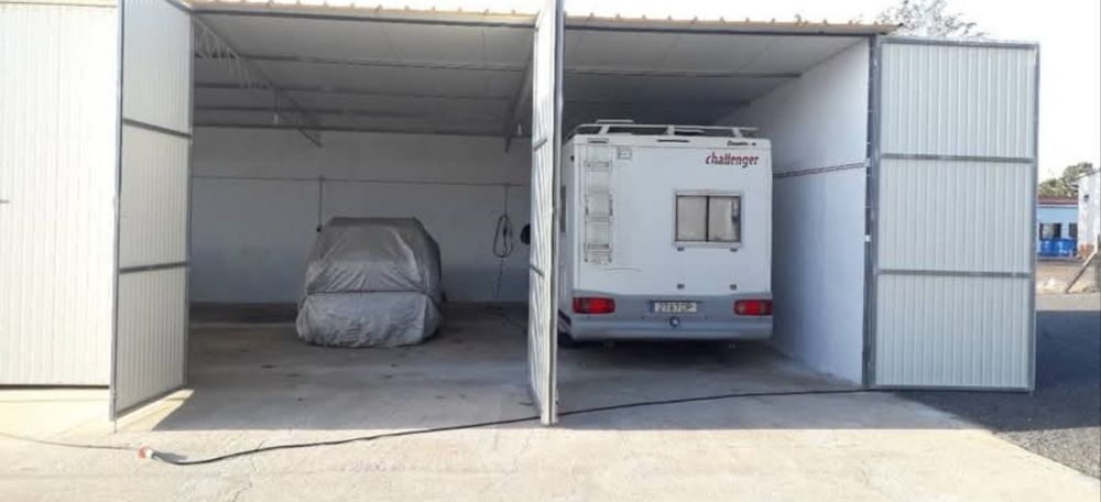 Alugo espaço para autocaravanas