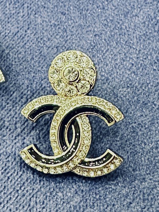 Сережки Chanel в сріблі